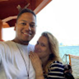 Meet your Posher, Amy & eduardo